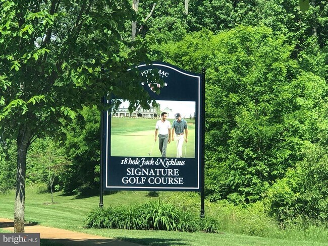 Building Photo - 17414 Southern Shrs Dr