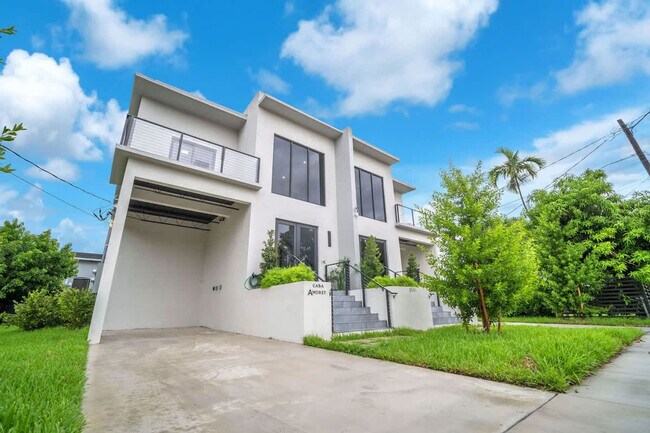 Building Photo - 2951 NW 13th St