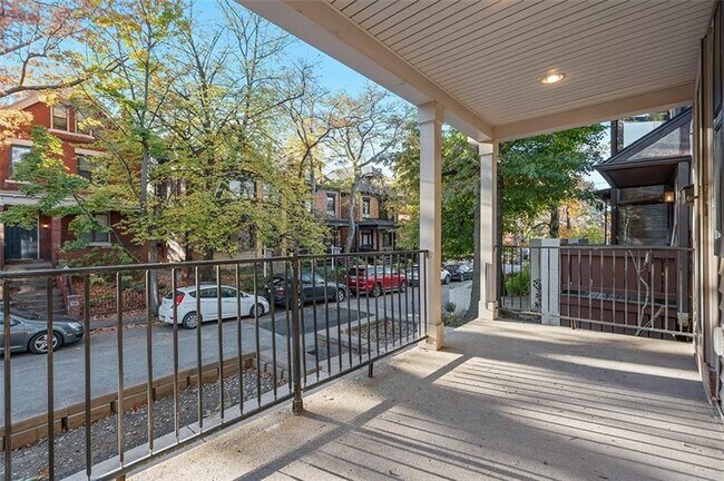 Building Photo - 715 Filbert St