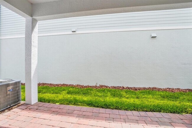 Building Photo - 12743 Brodlove Ln