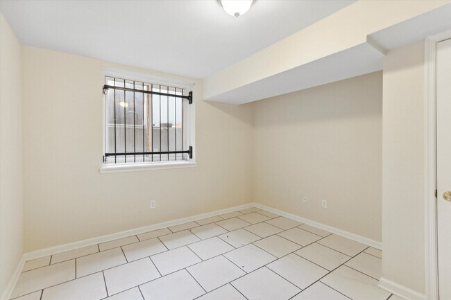 Building Photo - 1519 N 16th St