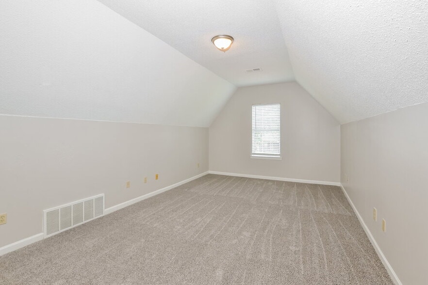 Building Photo - 2382 Bethany Dr