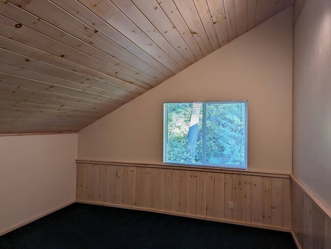 Building Photo - 134 Hanaford Rd