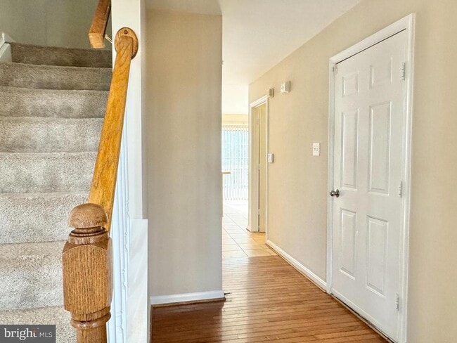 Building Photo - 9 Kimberly Dr