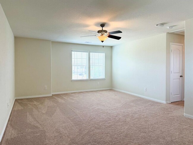 Building Photo - 20206 Heather Haven Dr