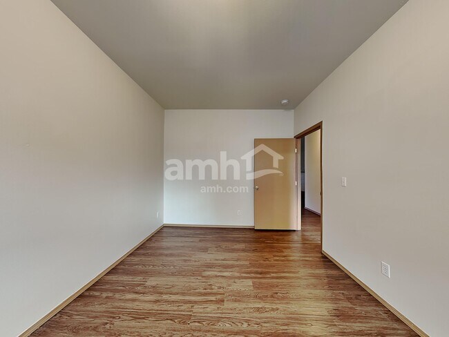 Building Photo - 11102 179th Ave Ct E