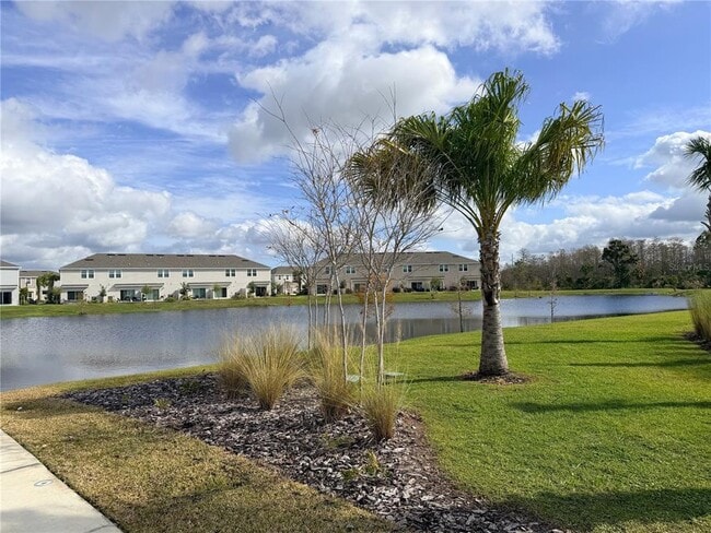 Building Photo - 2946 Skyline Lp