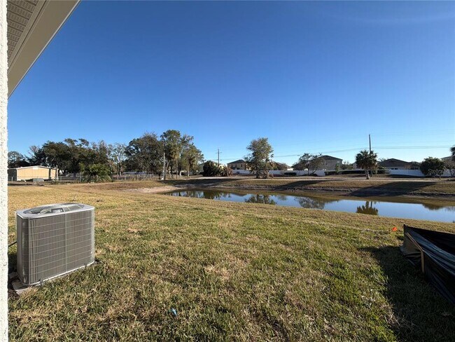 Building Photo - 10423 Plumbago Ln