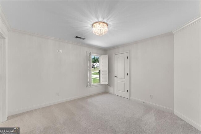 Building Photo - 5861 Yoshino Cherry Ln NE