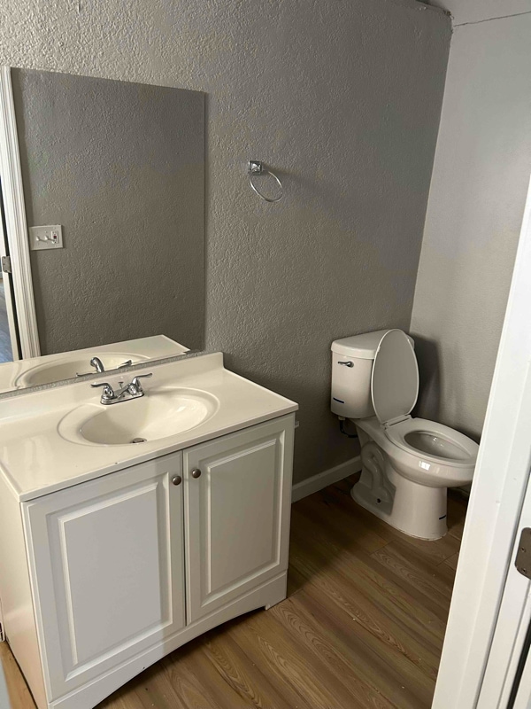 Building Photo - 343 N Harris Dr