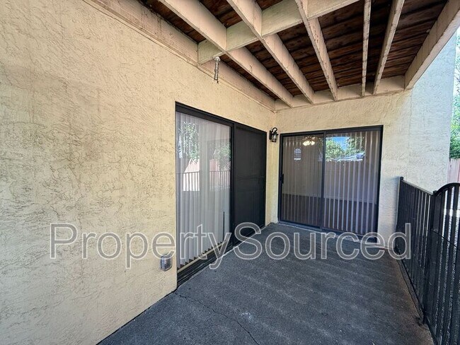 Building Photo - 1633 Porter Way