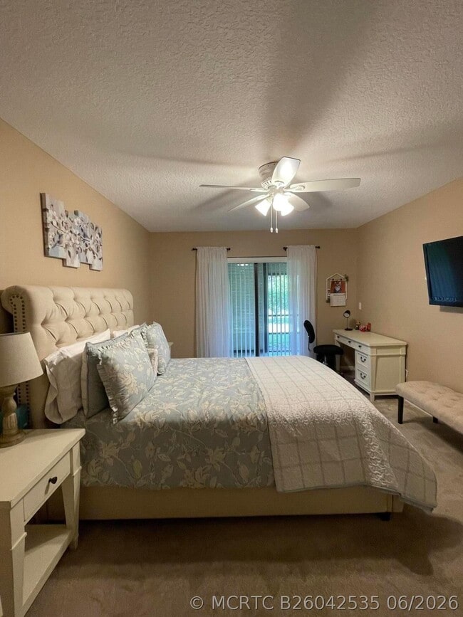 Building Photo - 7879 Willow Spring Cir N
