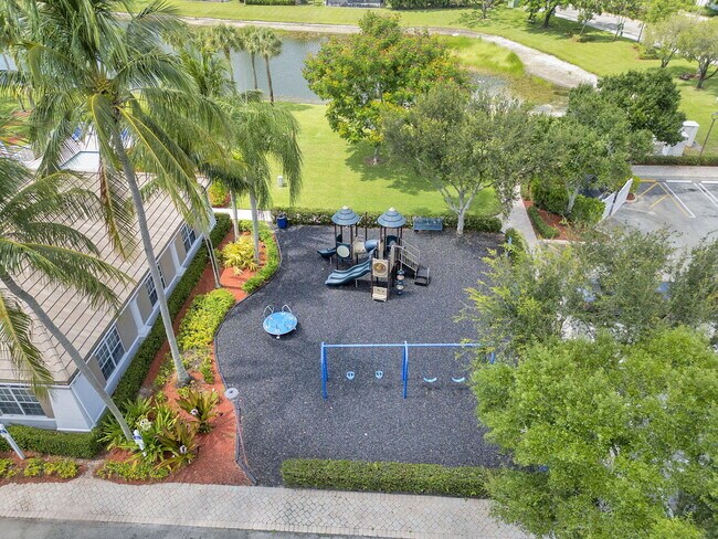 Building Photo - 8345 Pine Cay
