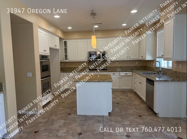Building Photo - 31947 Oregon Ln