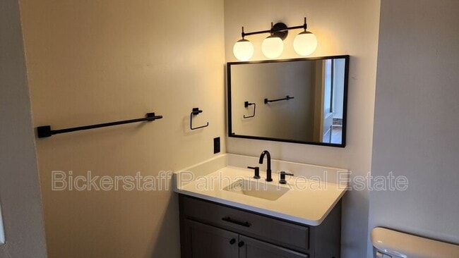 Building Photo - 1204 First Avenue