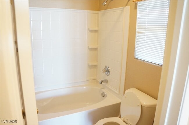 Building Photo - 2554 Velez Valley Way