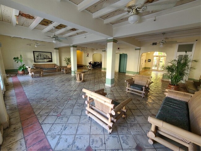 Building Photo - 900 16th St