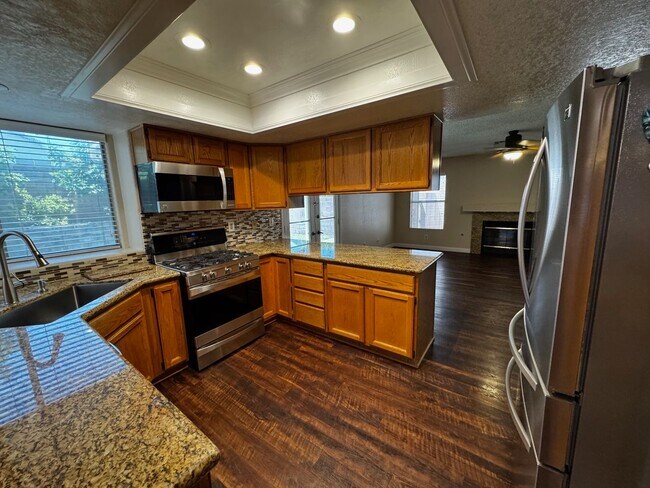 Building Photo - Charming 3 bedroom Green Valley home