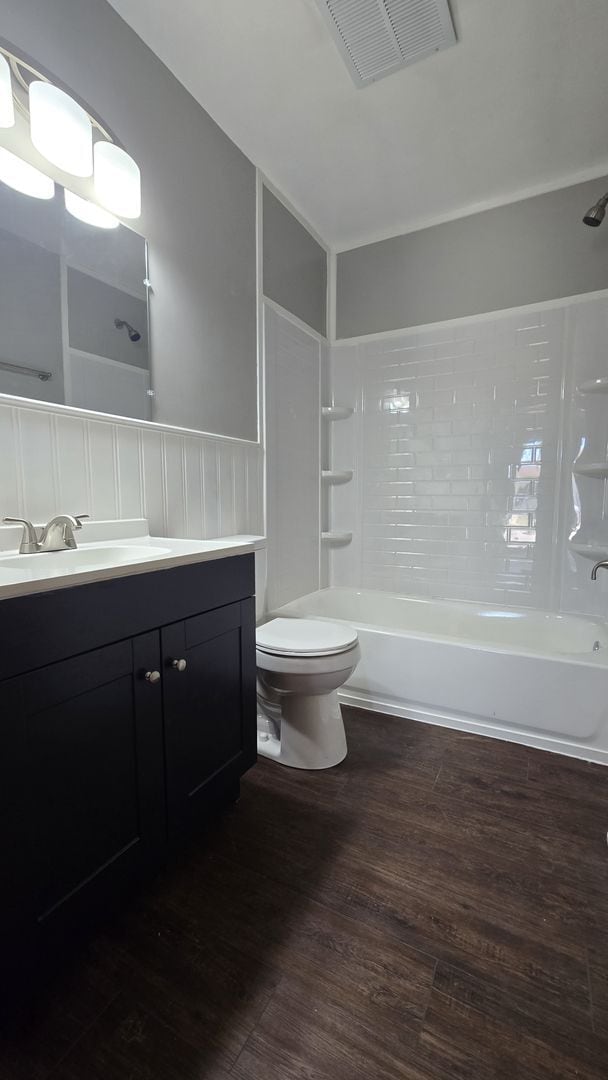 Building Photo - Charming 2-Bedroom House for Rent