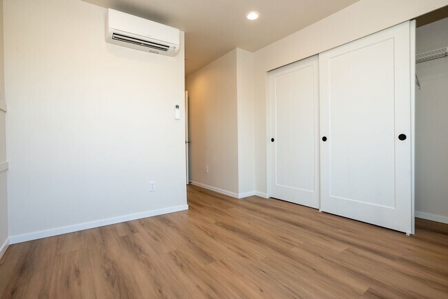 Building Photo - NEW CONSTRUCTION- MOVE- IN READY