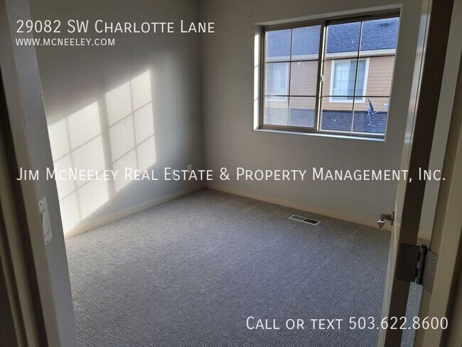 Building Photo - 29082 SW Charlotte Ln