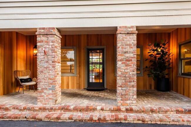 Building Photo - 681 S Fitch Mountain Rd