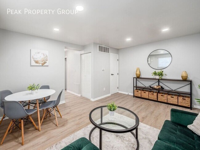 Building Photo - 1000 King Ave