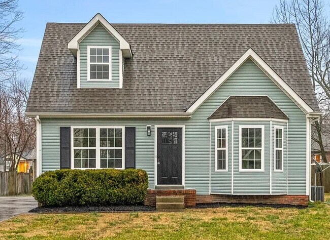 Building Photo - 563 Lorie Ln