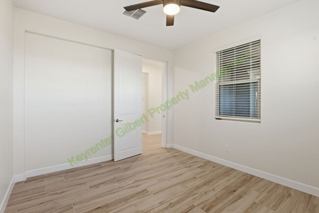 Building Photo - Modern Mesa Living in a Prime East Valley Location