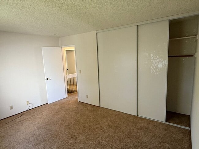 Building Photo - 3-Bed / 2.5 Bath Home in Quiet Benicia Hil...