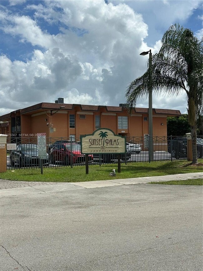 Building Photo - 9487 SW 76th St