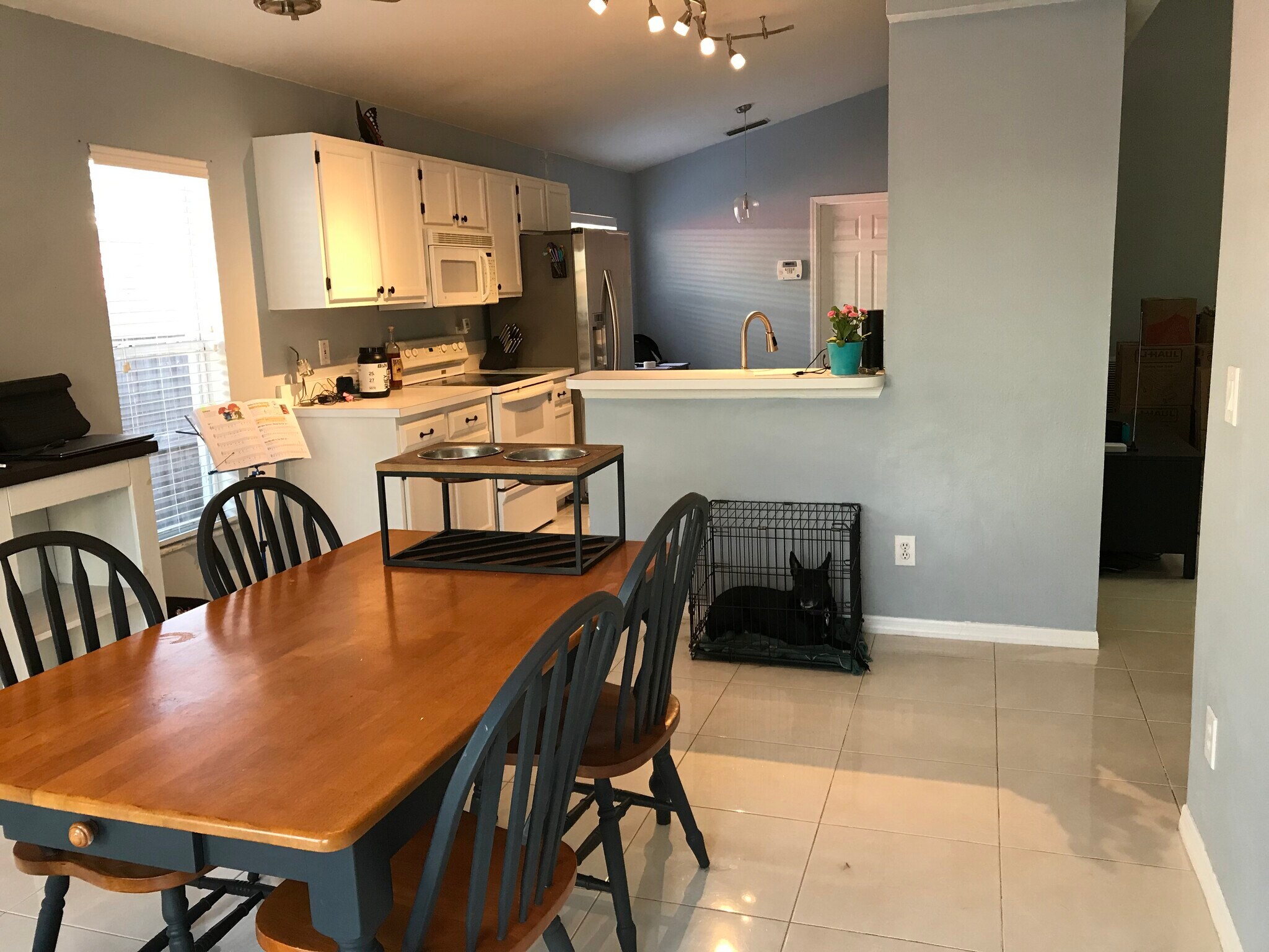 Building Photo - 499 Lancers Dr