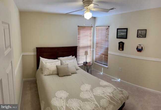 Building Photo - 46812 Backwater Dr