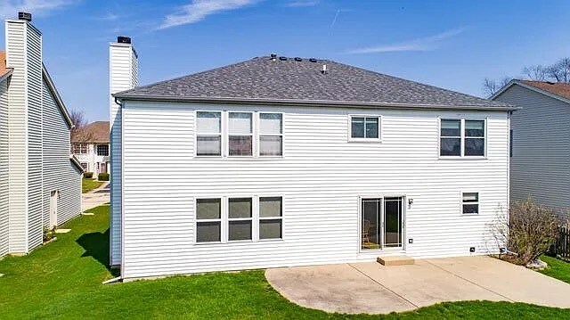 Building Photo - 1841 Lake Shore Dr