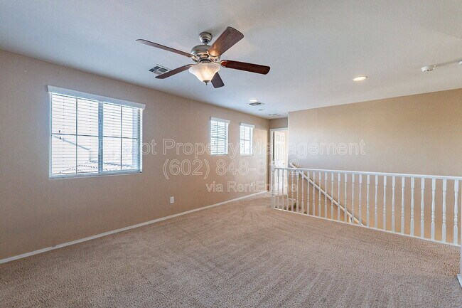 Building Photo - 26043 W Potter Dr