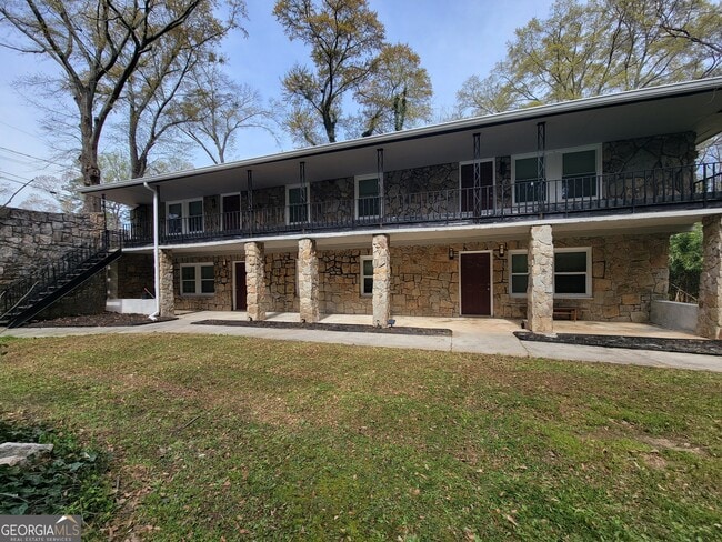 Building Photo - 723 Ford Pl