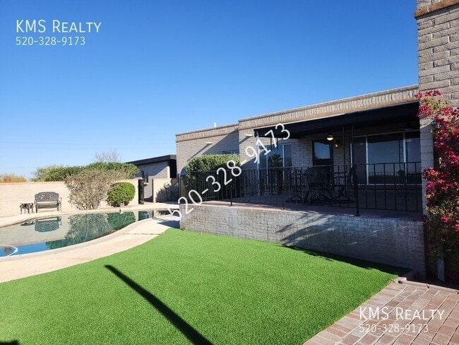 Building Photo - 500 E Eden Pl