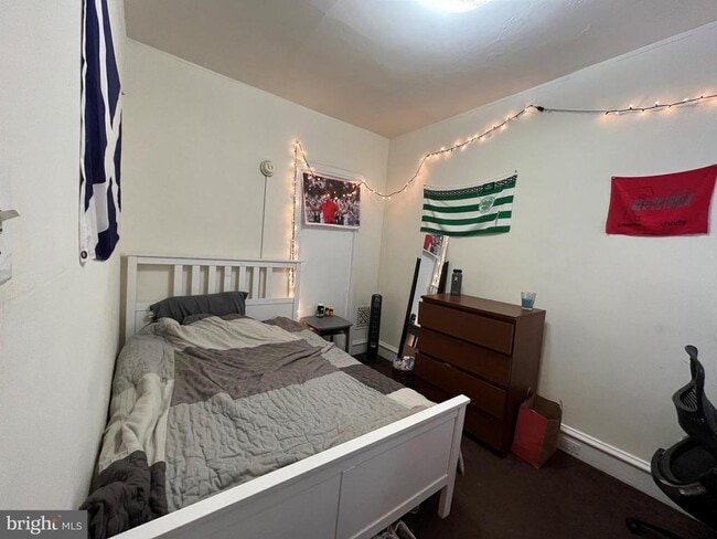 Building Photo - 2040 N Carlisle St