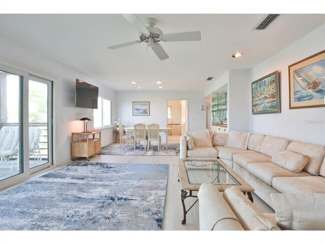 Building Photo - 3440 Gulf of Mexico Dr