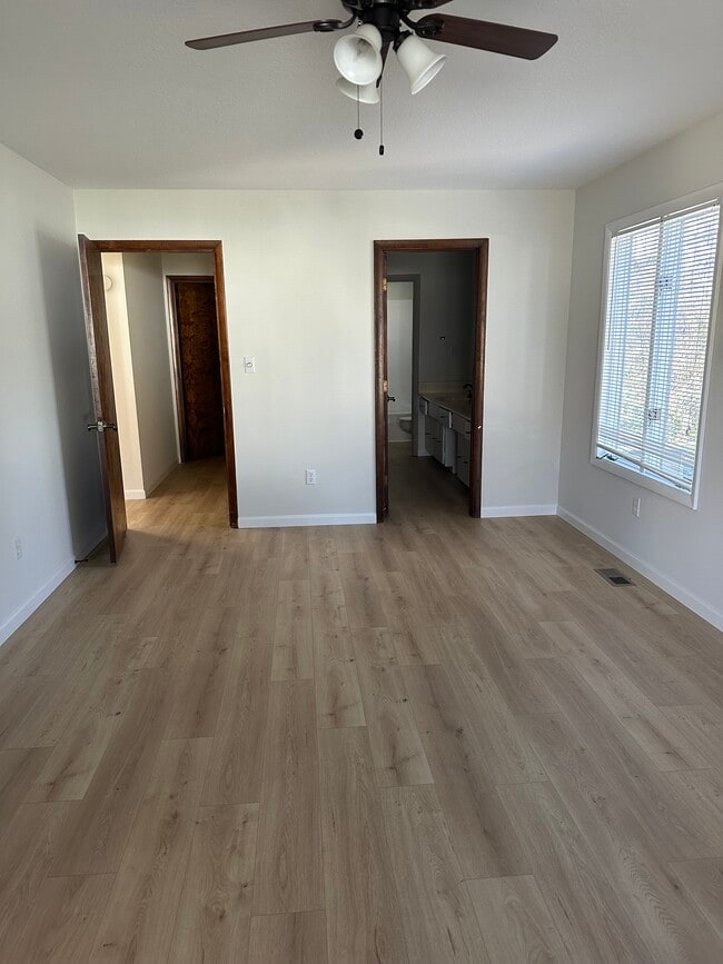 Building Photo - 517 Augusta National Way