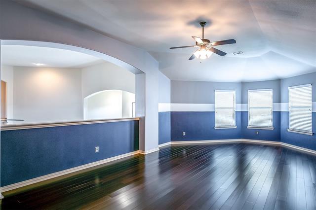 Building Photo - 1505 E Branch Hollow Dr