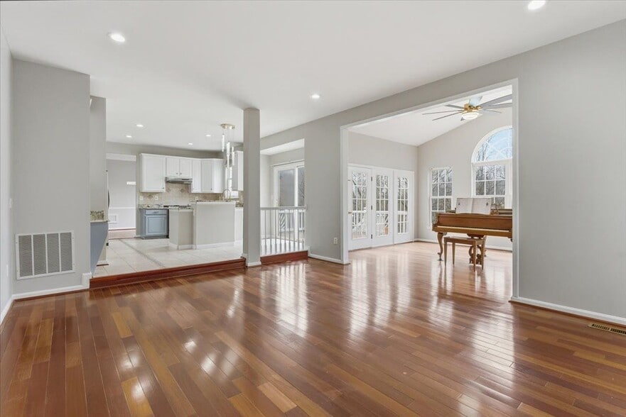 Building Photo - 3168 Tulip Tree Pl