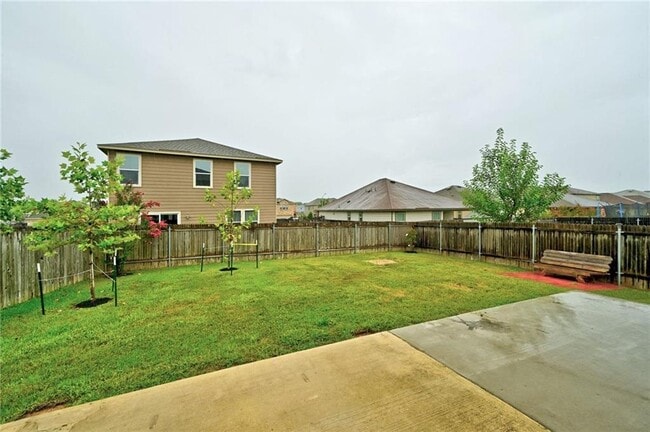 Building Photo - 171 Violet