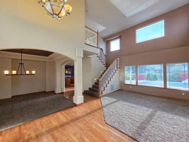 Building Photo - 3493 Hanstead St