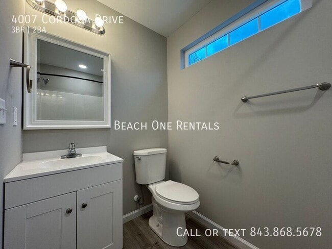 Building Photo - 4007 Cordoba Dr