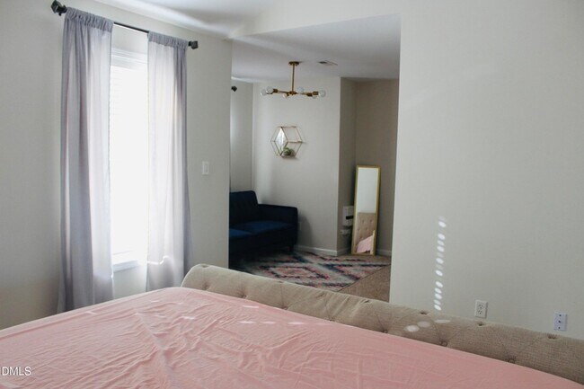 Building Photo - 1517 Wood Spring Ct