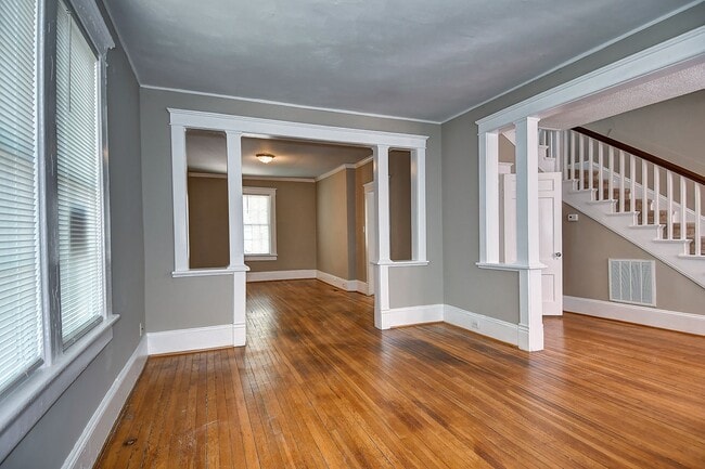 Building Photo - FOR RENT  - NORFOLK / ODU AREA