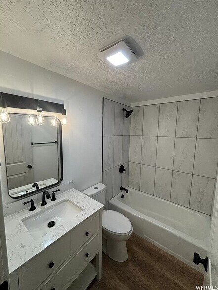 Building Photo - 3744 S 810 E