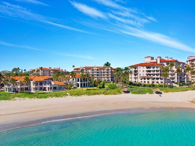 Building Photo - 19116 Fisher Island Dr