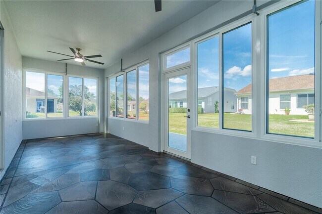 Building Photo - 1813 SW 157th Place Rd